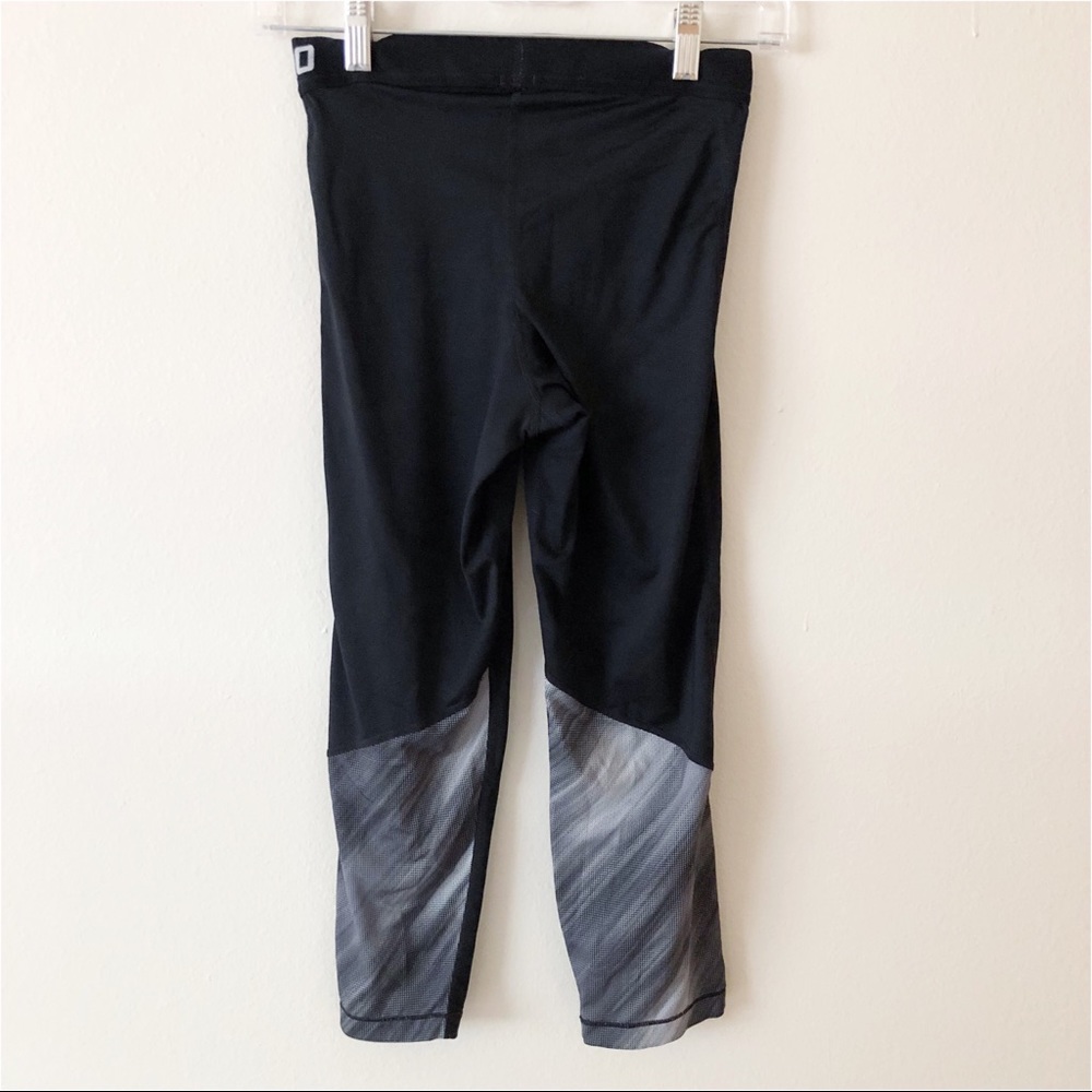Nike Pro Dri-Fit Black Cropped Compression Tights - Picture 4 of 8